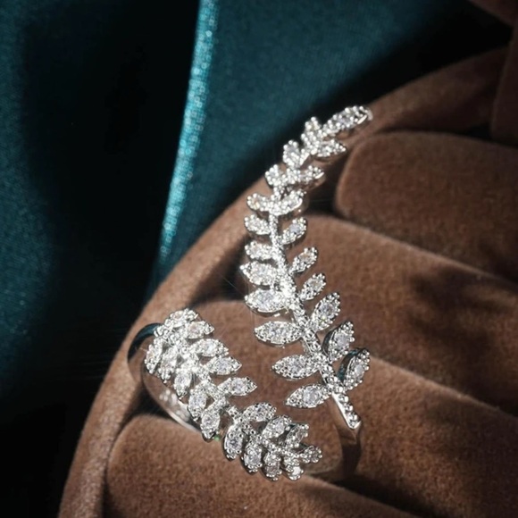 Jewelry - ANGIE RING